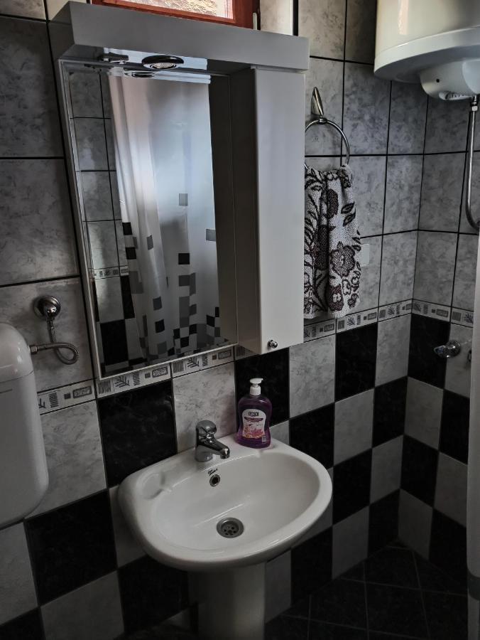 Apartman Ristic Нишка-Баня Экстерьер фото
